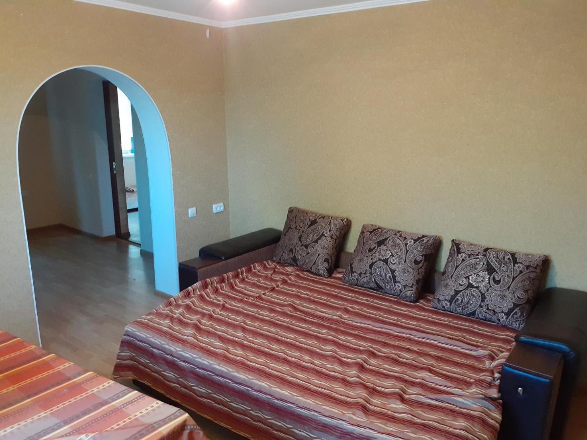Татьянин Двор Hotel Kamjanyi Potoki Kültér fotó